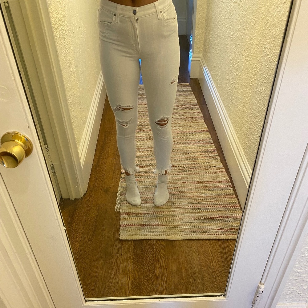 Joes jeans, skinny white distressed, size 26